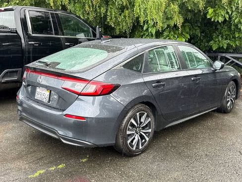Used 2024 Honda Civic EX-L image 4