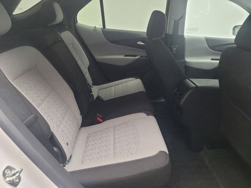 Used 2024 Chevrolet Equinox LS w/ LS Convenience Package FWD image 19