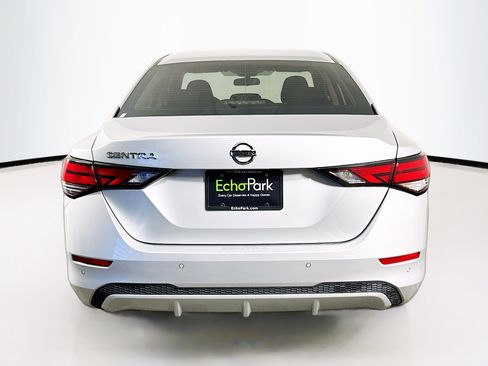 Used 2023 Nissan Sentra S image 7