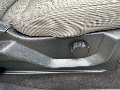 Used 2019 Ford F150 XLT image 31