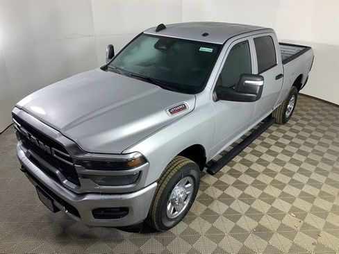 New 2026 RAM 2500 Tradesman AWD/4WD image 7