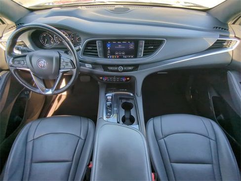 Used 2024 Buick Enclave Premium image 19