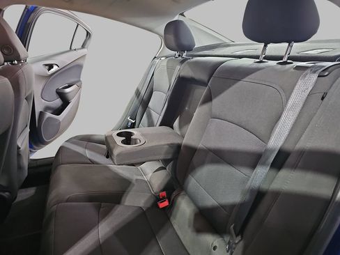 Certified 2018 Chevrolet Cruze LT w/ LT Convenience Package FWD image 17