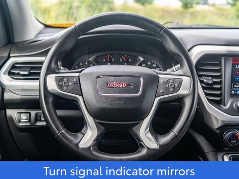 Used 2023 GMC Acadia SLT FWD image 16
