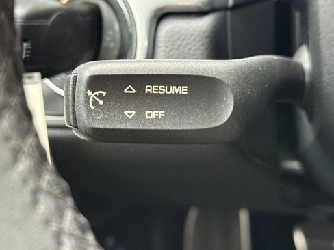 Used 2017 Porsche 911 Carrera image 26