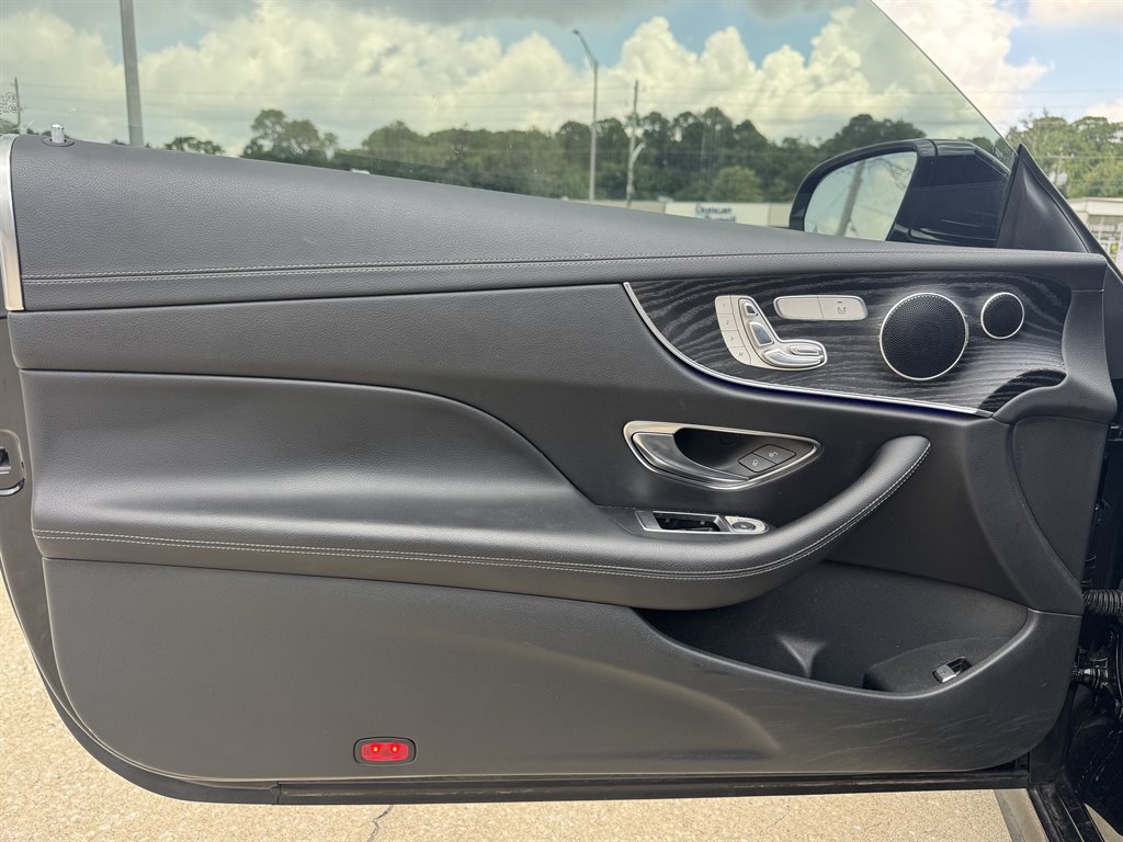 Used 2018 Mercedes-Benz E 400 Coupe image 13