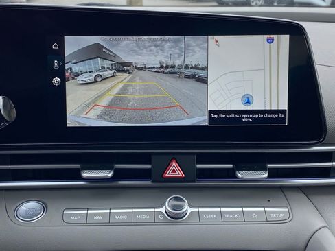 New 2026 Hyundai Elantra Sport FWD image 16