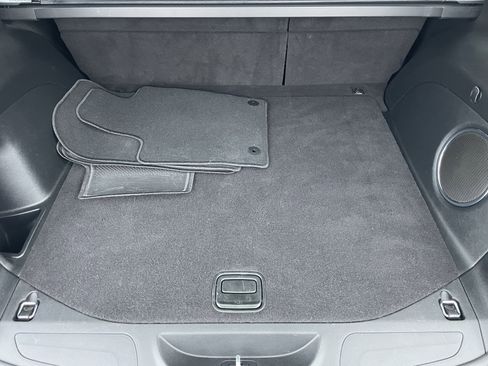 Used 2021 Jeep Grand Cherokee Laredo X image 35