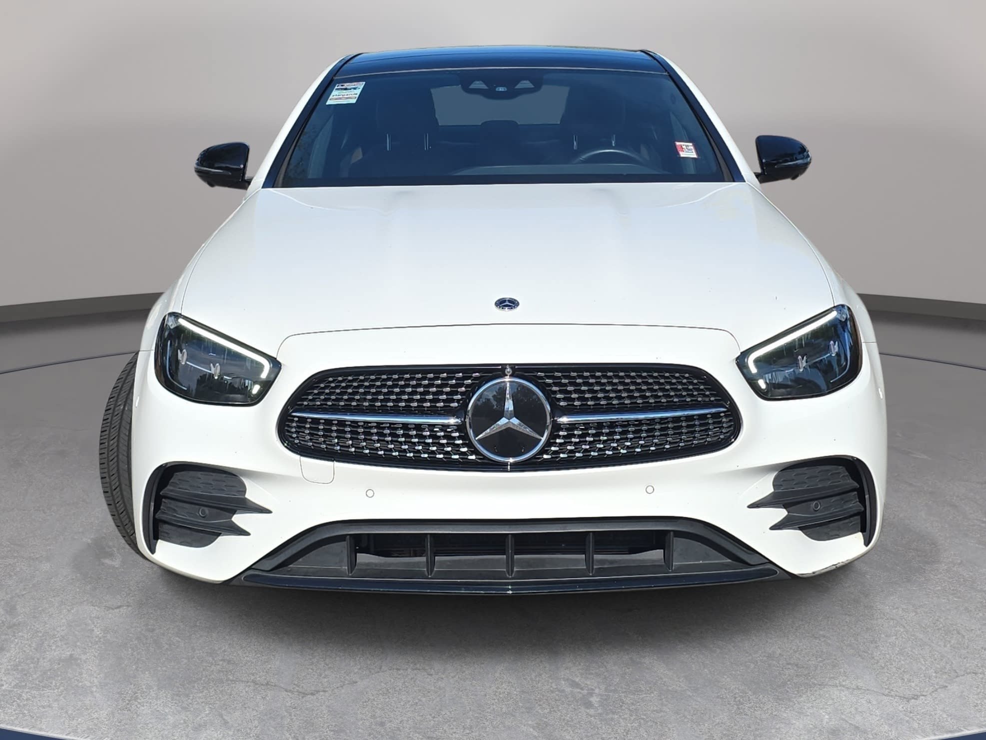 Used 2022 Mercedes-Benz E 350 Sedan image 2