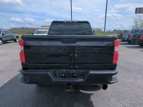 Used 2022 Chevrolet Silverado 2500 LTZ w/ LTZ Plus Package image 8