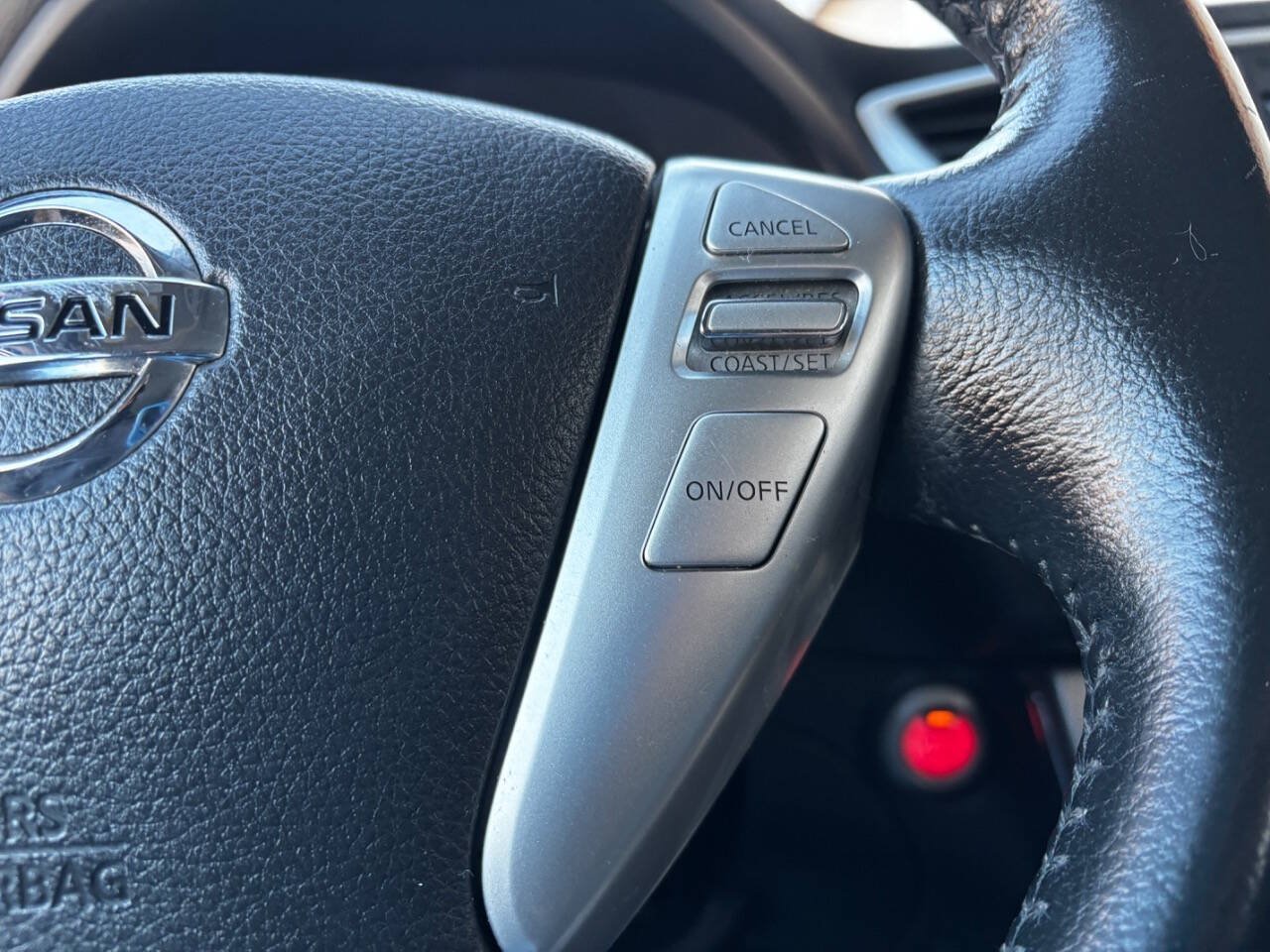 Used 2015 Nissan Sentra SR FWD image 20