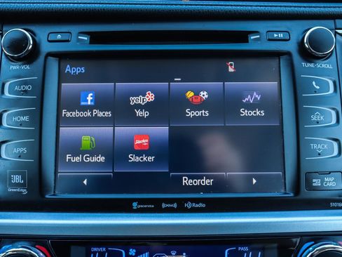 Used 2016 Toyota Highlander Limited image 31