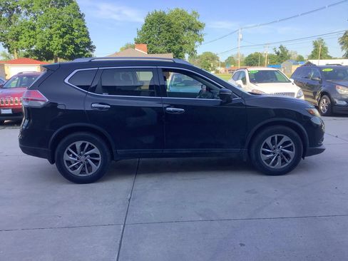 Used 2015 Nissan Rogue SL w/ SL Premium Package AWD/4WD image 10