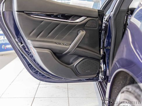 Used 2021 Maserati Ghibli S GranLusso image 39