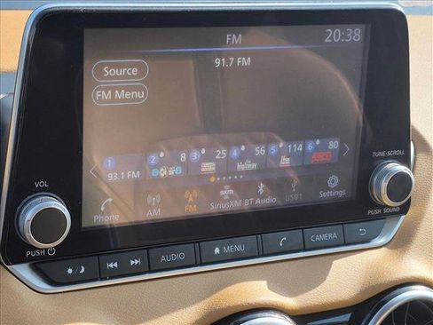 Used 2022 Nissan Sentra SV w/ SV Premium Package FWD image 8
