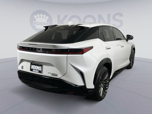 Used 2023 Lexus RZ 450e Premium w/ Accessory Package (2T) image 7