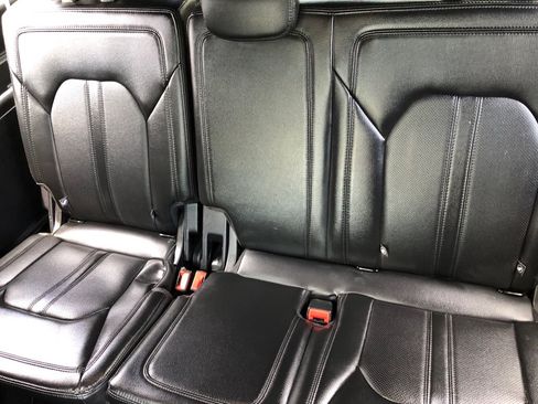 Used 2020 Ford Expedition Max Limited w/ Equipment Group 301A AWD/4WD image 23