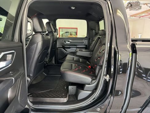 Used 2021 RAM 1500 Big Horn AWD/4WD image 24