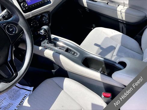 Used 2018 Honda HR-V LX image 12