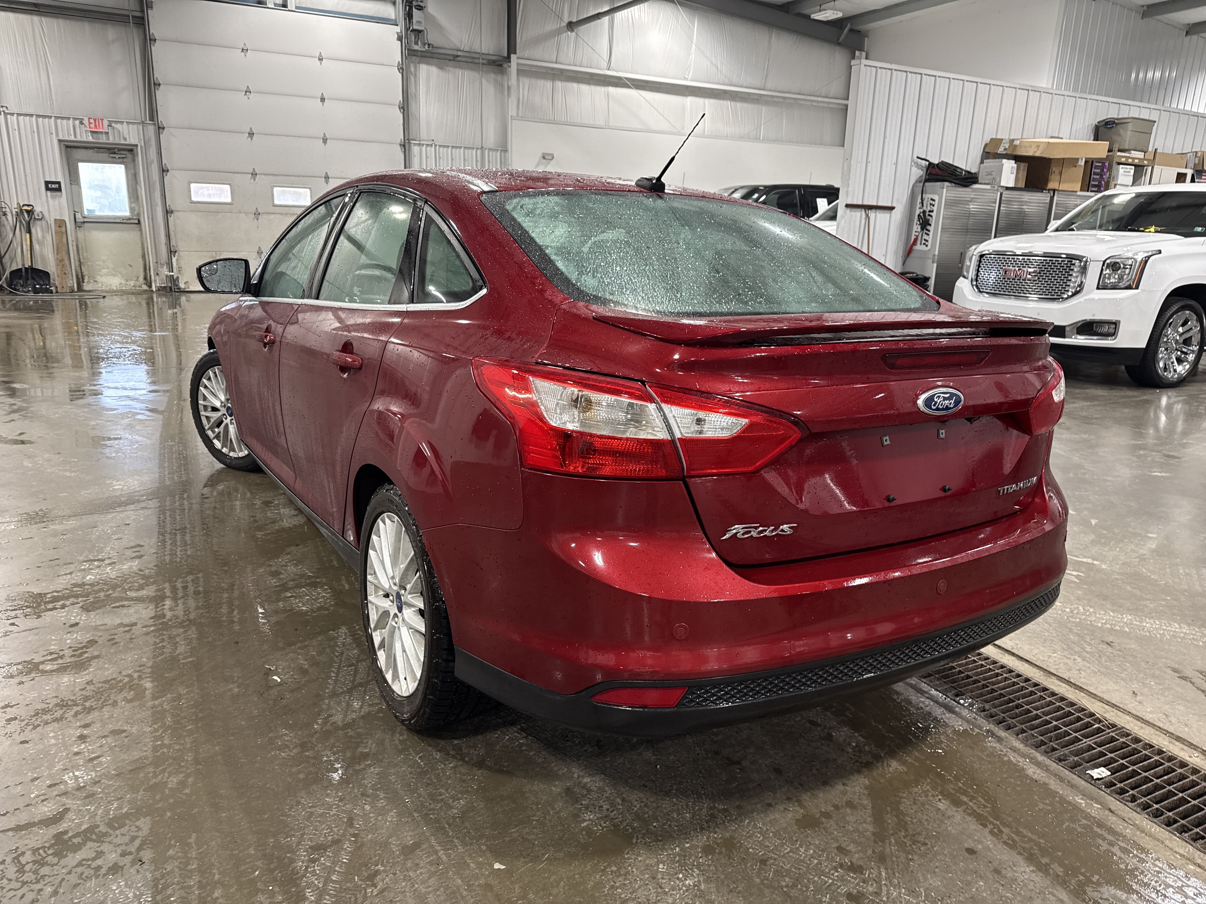 Used 2013 Ford Focus Titanium FWD image 4