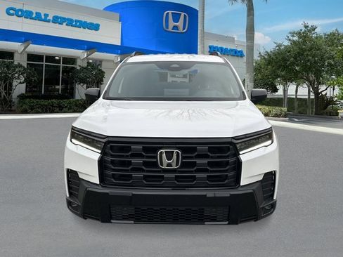 New 2026 Honda Pilot Sport image 7