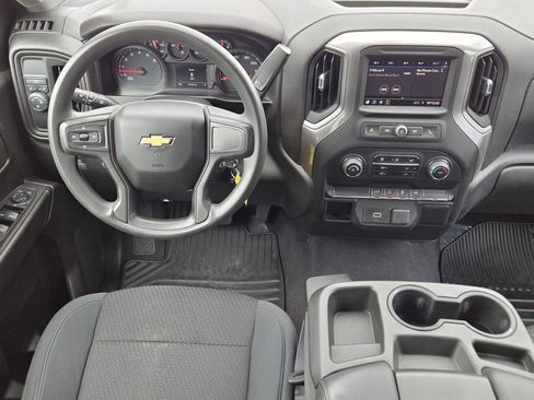 Used 2020 Chevrolet Silverado 1500 Custom w/ Custom Convenience Package RWD image 21