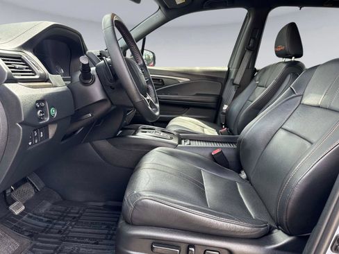 Certified 2023 Honda Passport TrailSport image 22