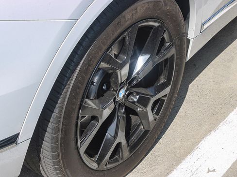 Used 2019 BMW X7 xDrive50i image 16