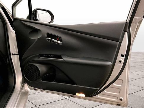 Used 2019 Toyota Prius Limited FWD image 23