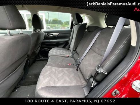 Used 2016 Nissan Rogue S AWD/4WD image 18