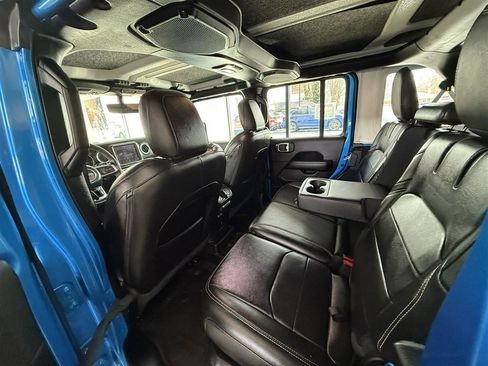 Used 2023 Jeep Wrangler Sahara w/ Cold Weather Group image 26