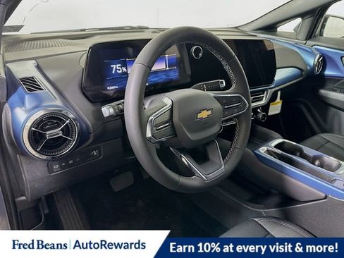 New 2026 Chevrolet Equinox EV LT AWD/4WD image 7