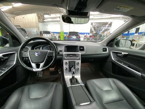 Used 2018 Volvo S60 T5 Inscription AWD/4WD image 28