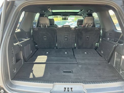 Used 2018 Ford Expedition Limited w/ Equipment Group 302A AWD/4WD image 29