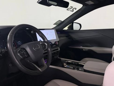 Used 2025 Lexus RX 350 Premium Plus w/ Accessory Package (Z1) FWD image 4