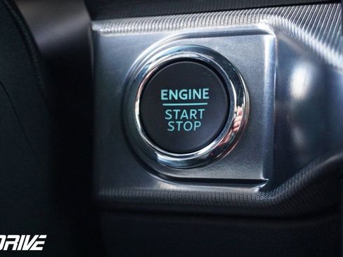 Used 2025 Ford F150 Lariat image 27