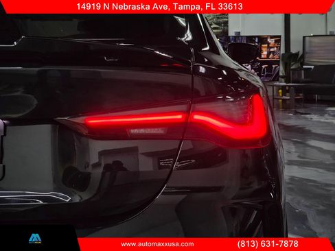 Used 2021 BMW 430i Coupe w/ M Sport Package image 4