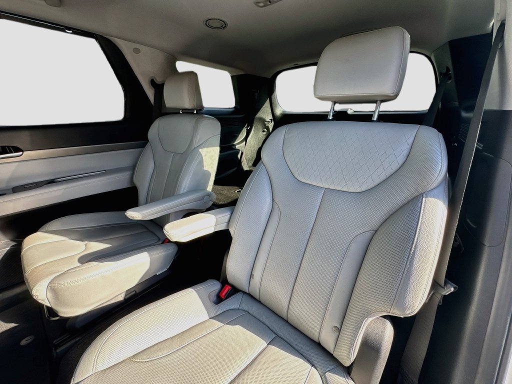 Used 2022 Hyundai Palisade SEL w/ Premium Package AWD/4WD image 23