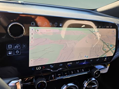 New 2025 Chevrolet Blazer EV LT image 15