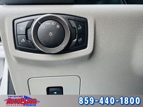 Used 2017 Ford F150 XLT w/ Equipment Group 302A Luxury image 33