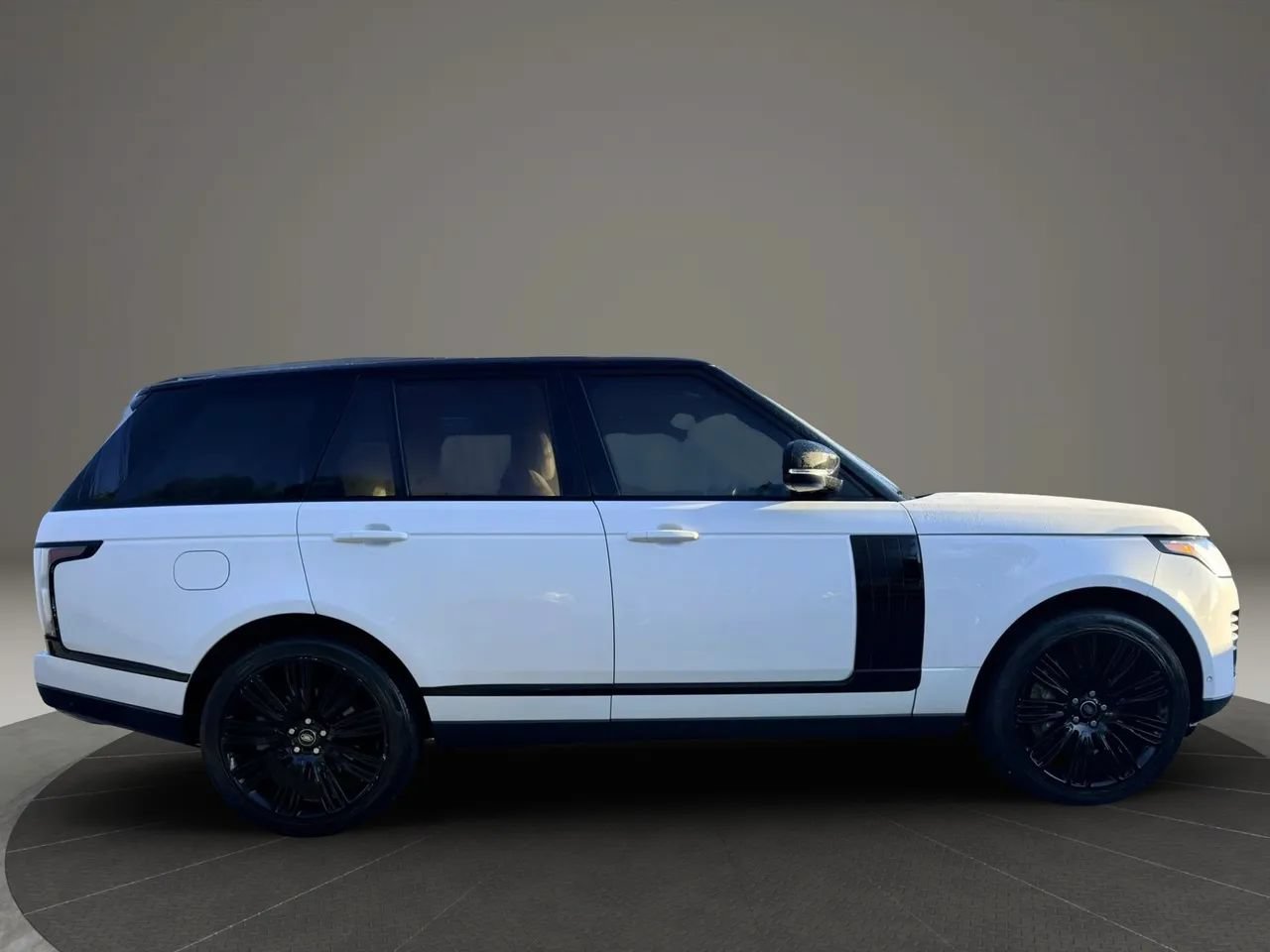 Used 2022 Land Rover Range Rover Westminster Edition AWD/4WD image 4