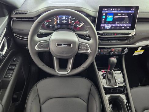 New 2026 Jeep Compass Limited image 10