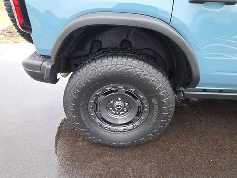 Used 2023 Ford Bronco Everglades image 6