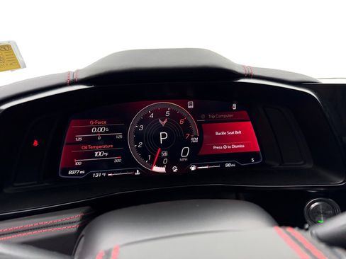 Used 2022 Chevrolet Corvette Stingray w/ Z51 Performance Package image 11