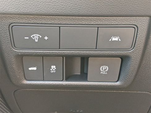 Used 2023 Hyundai Sonata SEL image 32