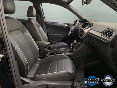 Used 2024 Volkswagen Tiguan SEL R-Line image 23