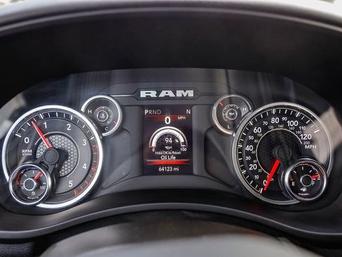 Used 2024 RAM 3500 Big Horn AWD/4WD image 26