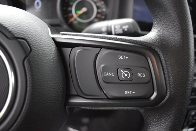 Used 2025 Jeep Gladiator Sport AWD/4WD image 27