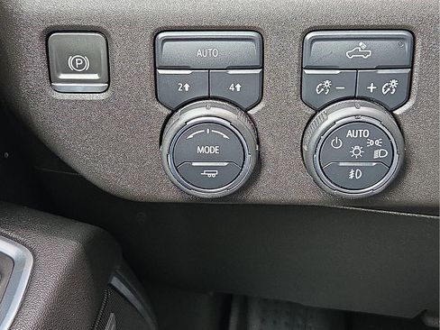 Used 2023 Chevrolet Silverado 1500 RST w/ Redline Edition image 20