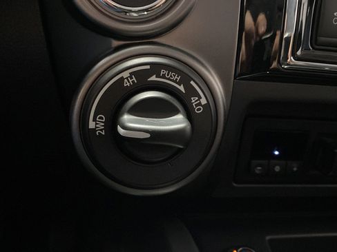 Used 2016 Nissan Titan Platinum Reserve AWD/4WD image 19